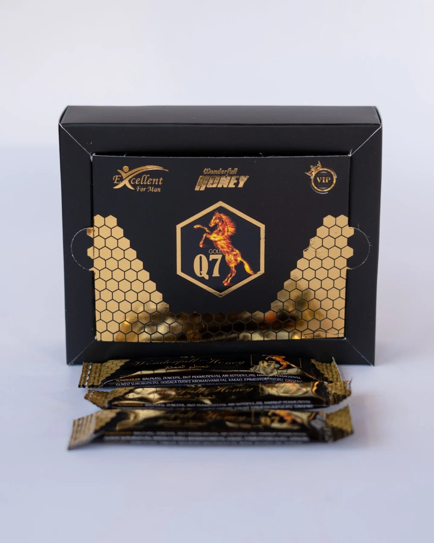 Q7 Gold Wonderful Honey – Натурален мед с билкови екстракти (12 сашета)